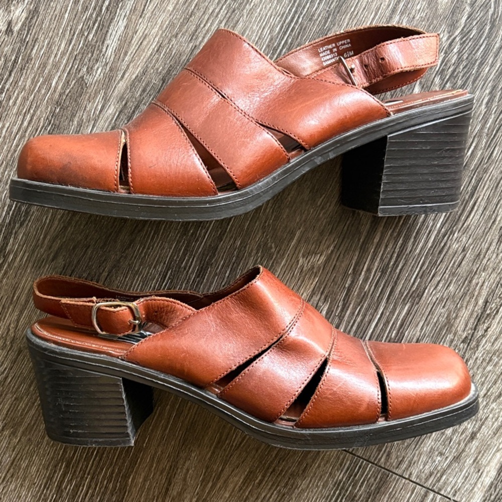 Vintage 90s Leather Slingback Clogs with Block Heel